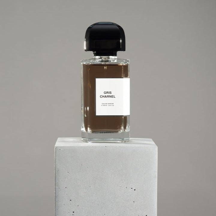 BDK Parfums Gris Charnel Eau de Parfum 100 ml op pilaar