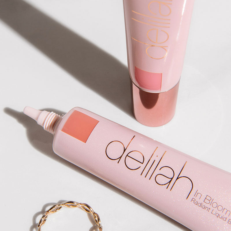 Delilah In Bloom Radiant Liquid Blush 1701 5060393931737 Blush,Make-up,Merk_Delilah,Teint & Huid Delilah Blushes & Bronzers RETREAT