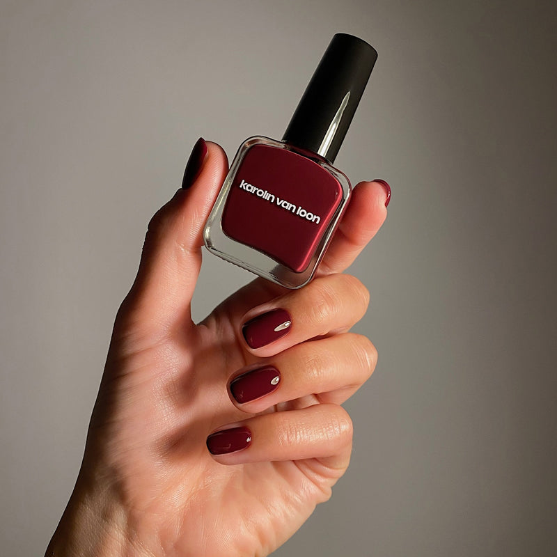 Karolin van Loon Bordeaux Velours 15ml NP 48 BORDEAUX VELOURS 8720726567633 Make-up,nagellak,Nagels Karolin van Loon Nail Polishes RETREAT