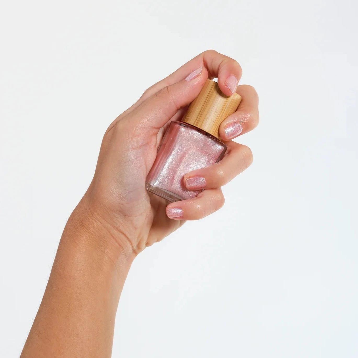 Licia Florio Sakura 15ml NP_UE_EX_13 8050714200113 Make-up,nagellak,Nagels Licia Florio Nail Polishes RETREAT