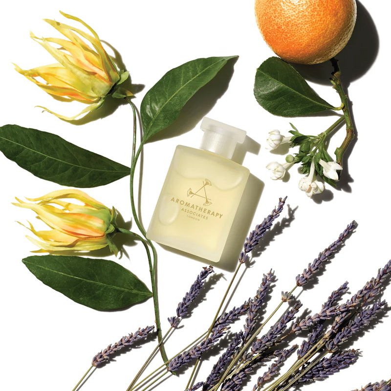 Aromatherapy Associates Light Relax Bath & Shower Oil 55ml RN515055R 642498000553 Bad & Douche,Badolie,Lichaam,lichaamsolie Aromatherapy Associates Body Oil RETREAT