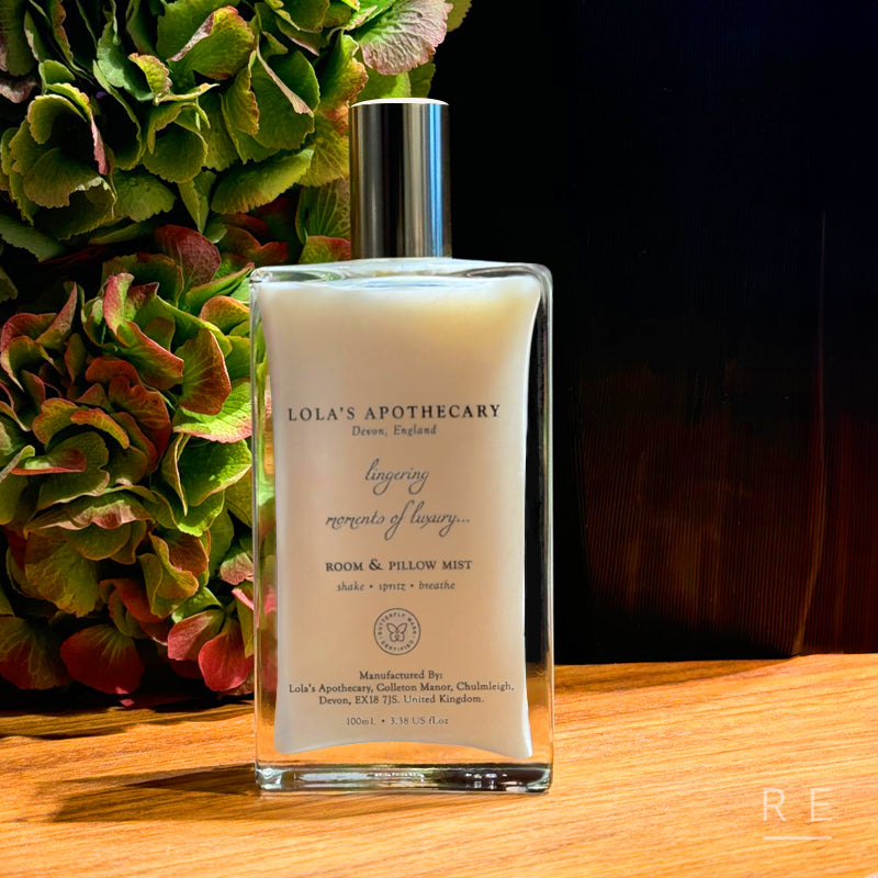 Lola's Apothecary Tranquil Isle Room Spray & Pillow Mist 100ml LOLAMIST01 5060508472278 Aromatherapie,Home & Lifestyle,Home Spray,Interieur,Slapen Lola's Apothecary Air Fresheners RETREAT