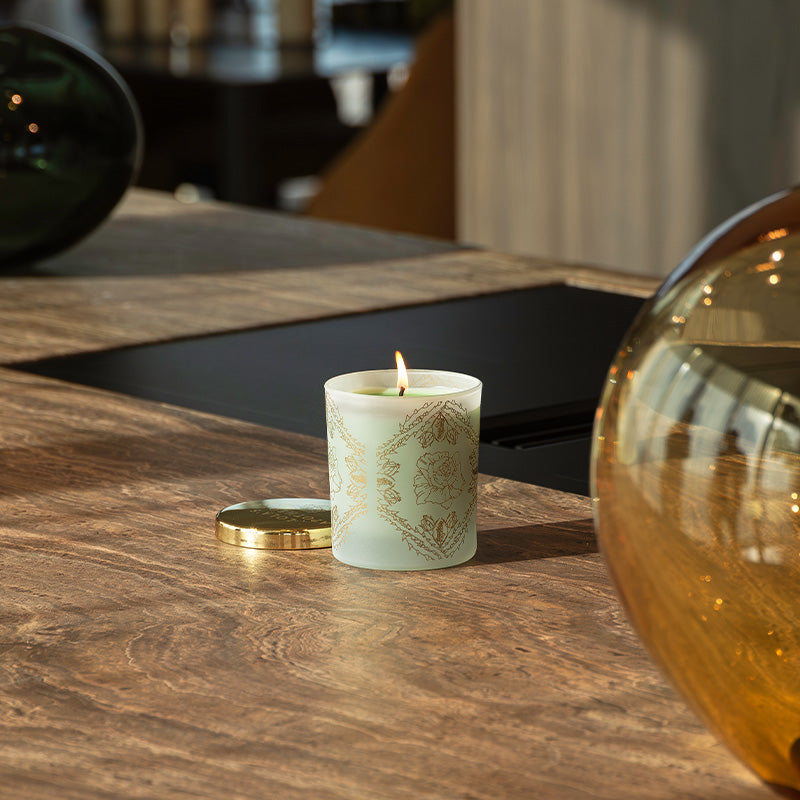 Lola's Apothecary Breath of Clarity Candle LOLACANDL01 5060508470151 Interieur,Parfumkaarsen,Thuis Lola's Apothecary Candles RETREAT