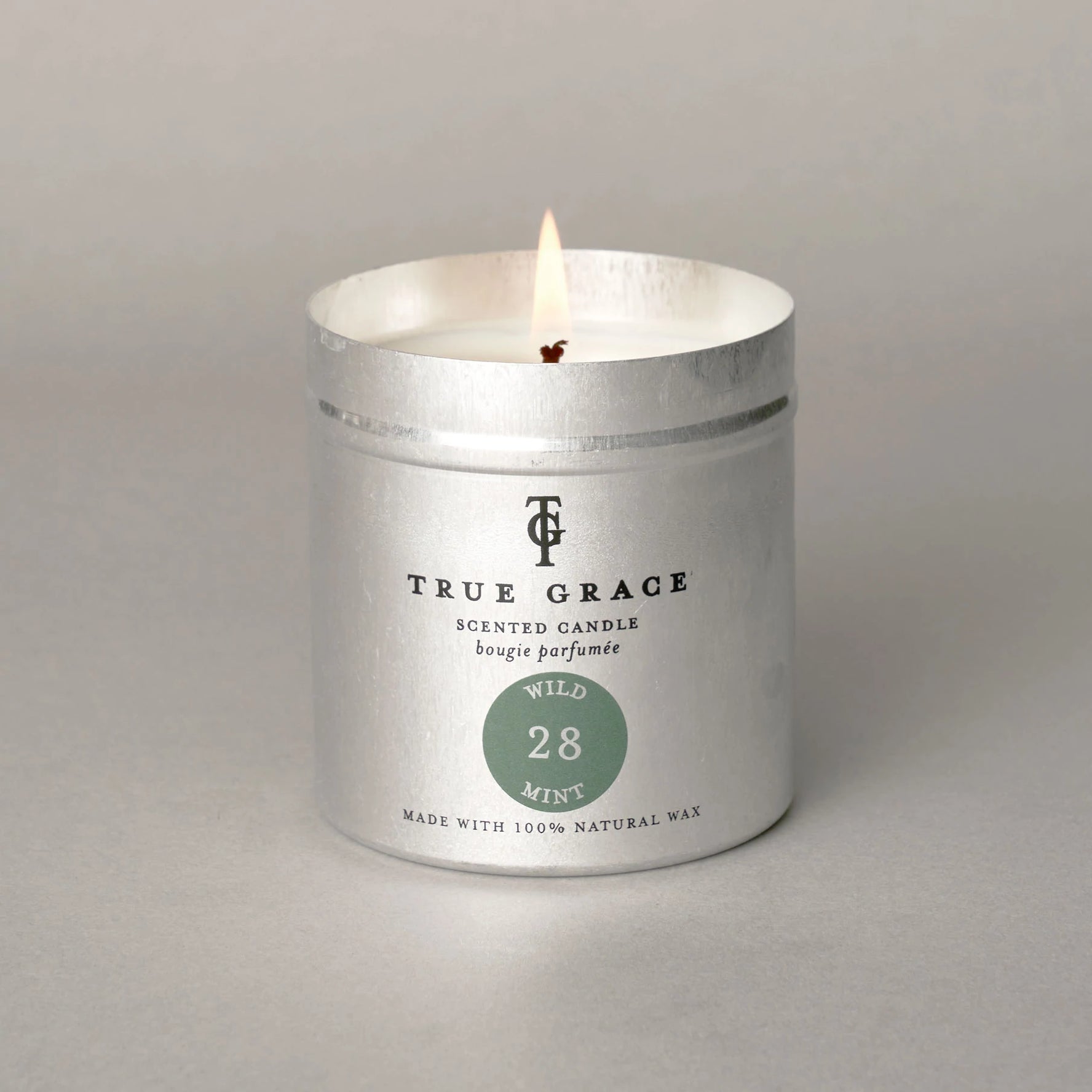 True Grace Walled Garden Tin Candle Wild Mint 250g SAG-TIN-W3-N0NN 875056002380 Categorie_Parfumkaarsen,Collectie_Walled Garden,Geurfamilie_chypre,Geurfamilie_fougere,Geurfamilie_gourmand,Geurfamilie_groen,Geurkaarsen,Interieur,Kaarsen True Grace Candles